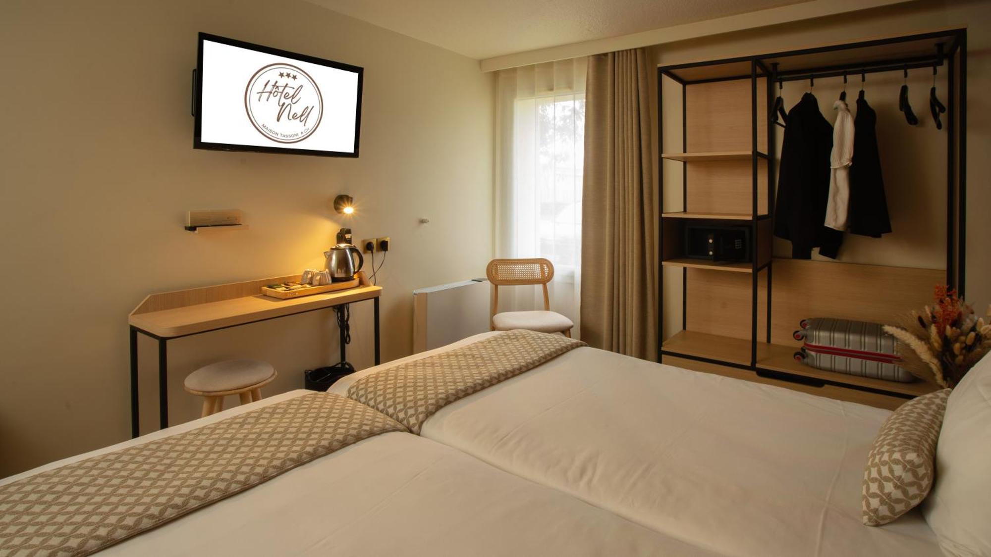 Hotel Nell Saint-Marcel  Eksteriør billede