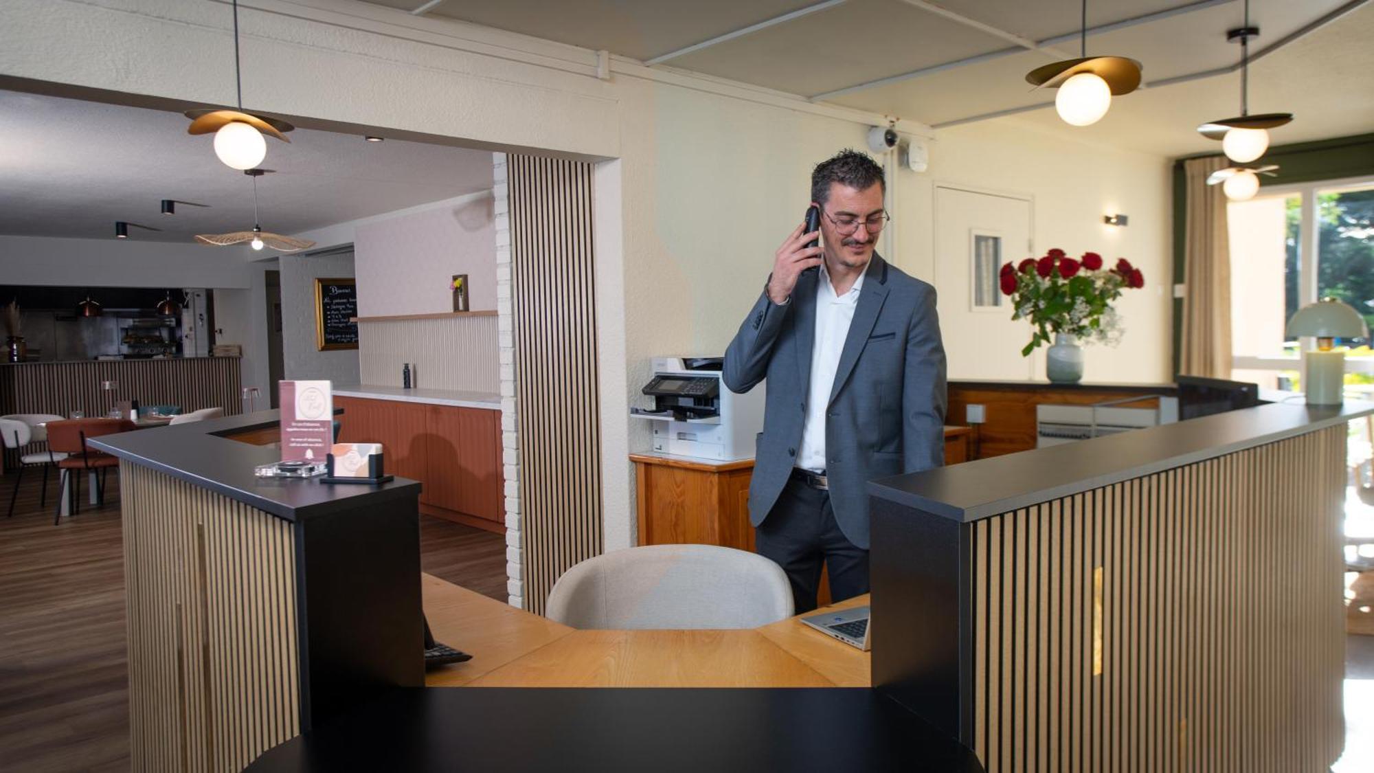 Hotel Nell Saint-Marcel  Eksteriør billede